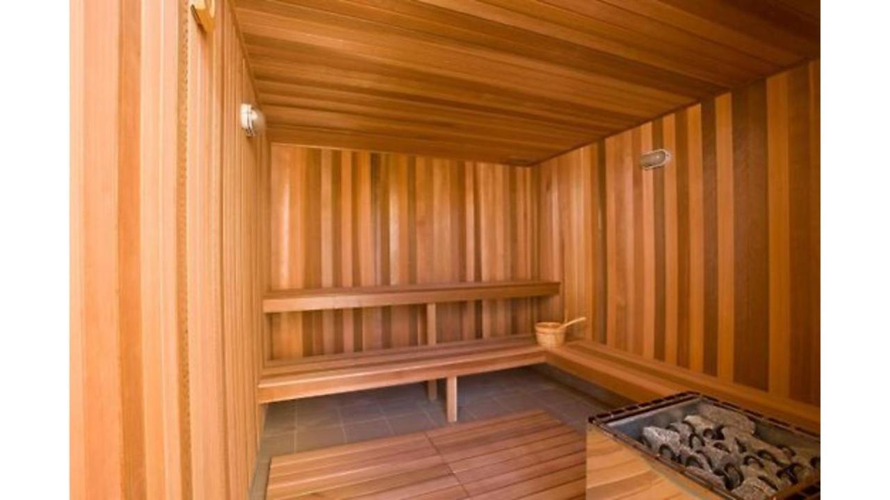 Kirra Apartment